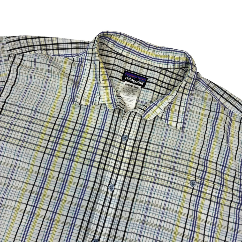 Patagonia Button Down Shirt Mens XL White Blue Yellow Plaid Short Sleeve Hiking‎